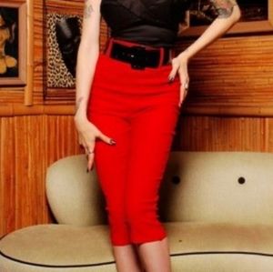 Pinupgirl Clothing Red Capris S